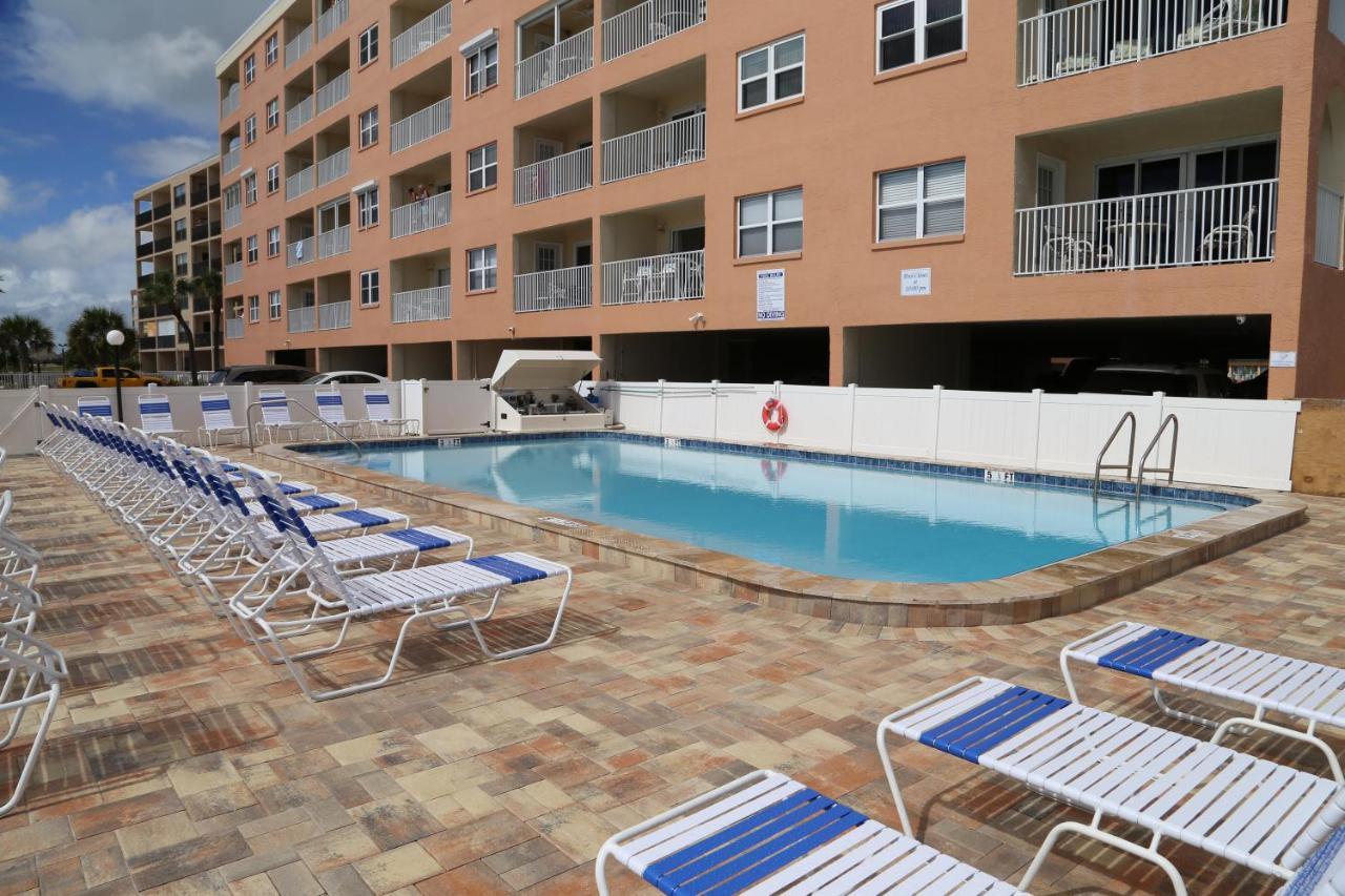 106 Beach Place Condos St. Pete Beach Eksteriør bilde